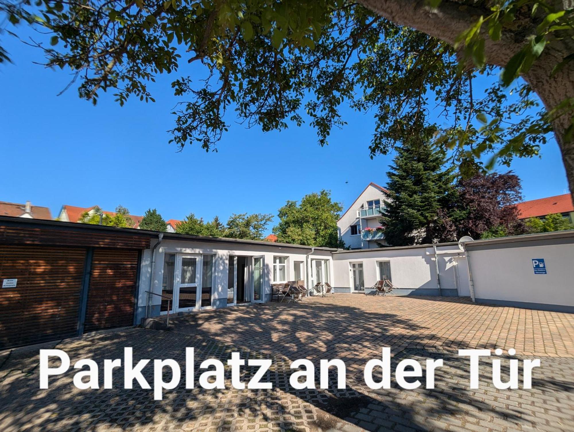 Fewo Urban Gotha - Apartment Orangerie - Am Schlosspark- Parken An Der Der Tuer- Barrierefrei, 900 Meter Zum Bahnhof - Wallbox ภายนอก รูปภาพ